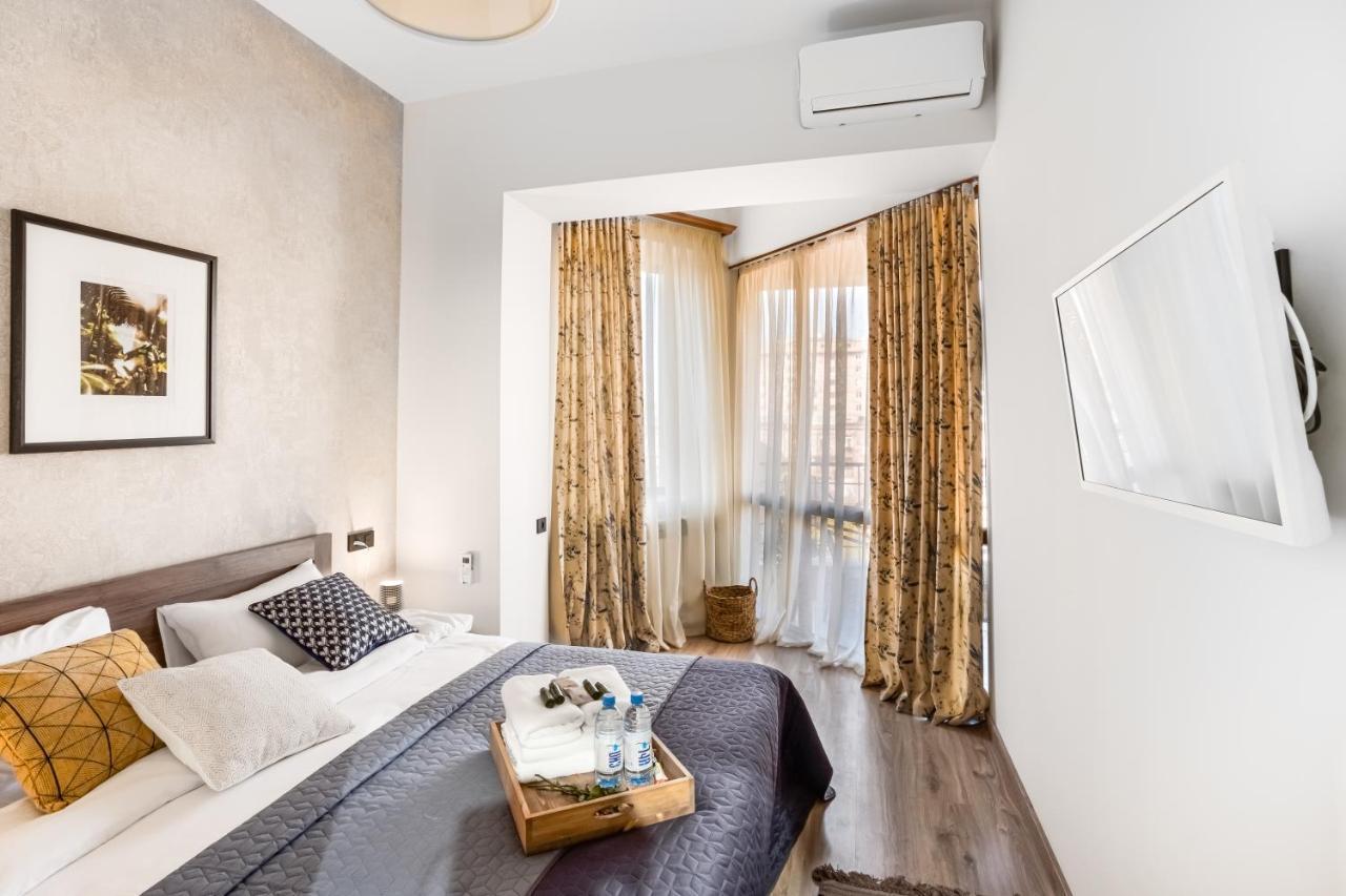 Hotelise I Tonic Apartment Jerevan Buitenkant foto