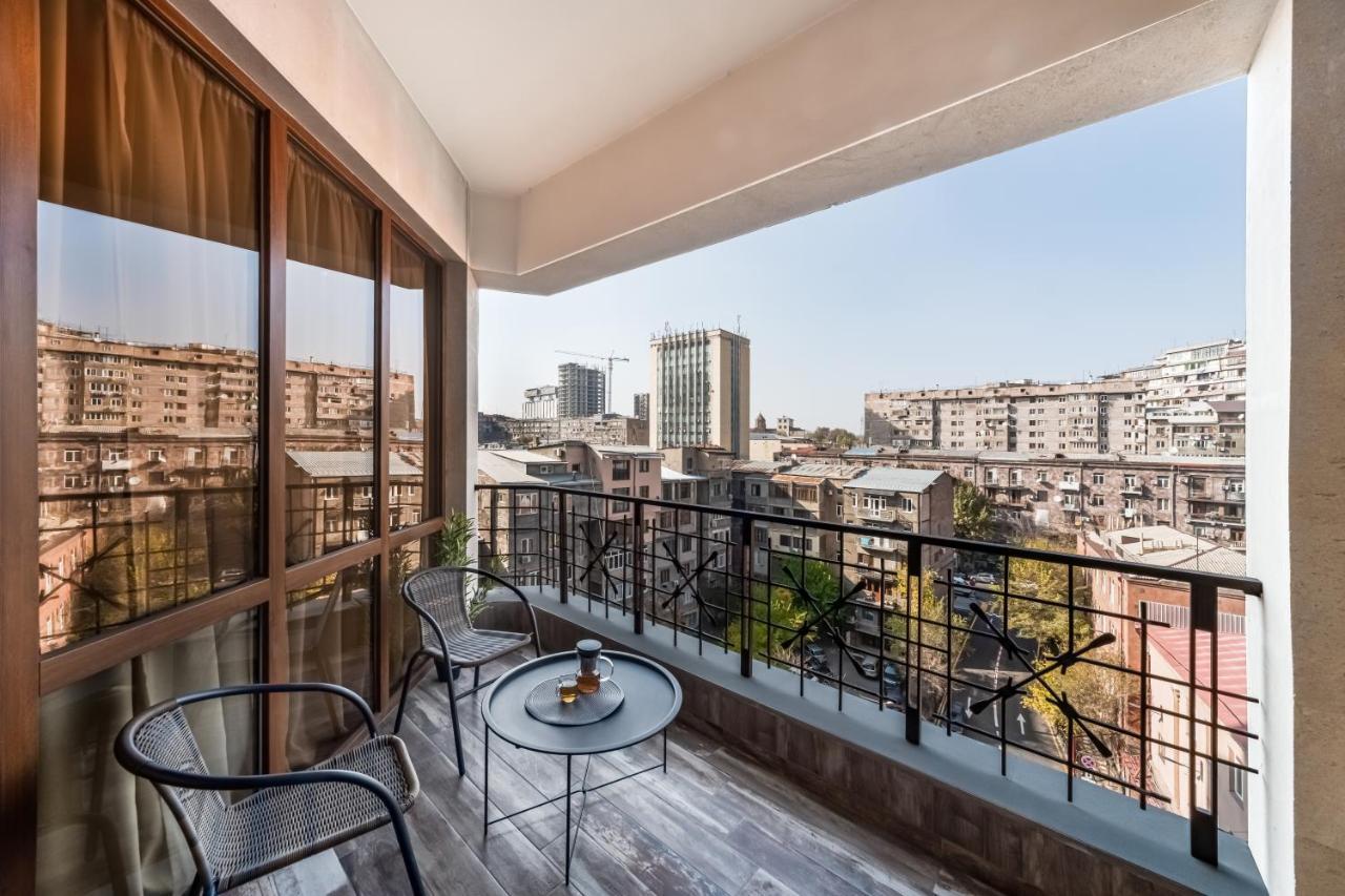 Hotelise I Tonic Apartment Jerevan Buitenkant foto