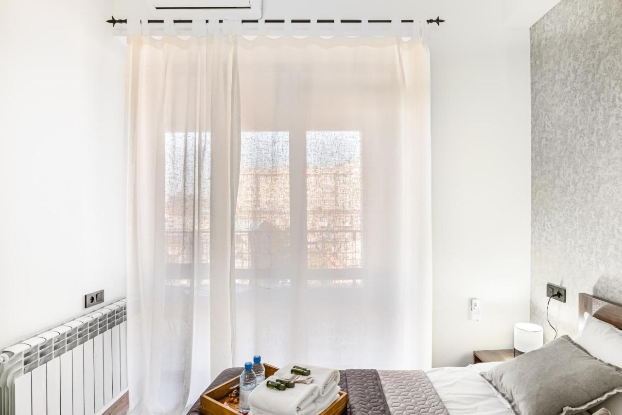 Hotelise I Tonic Apartment Jerevan Buitenkant foto