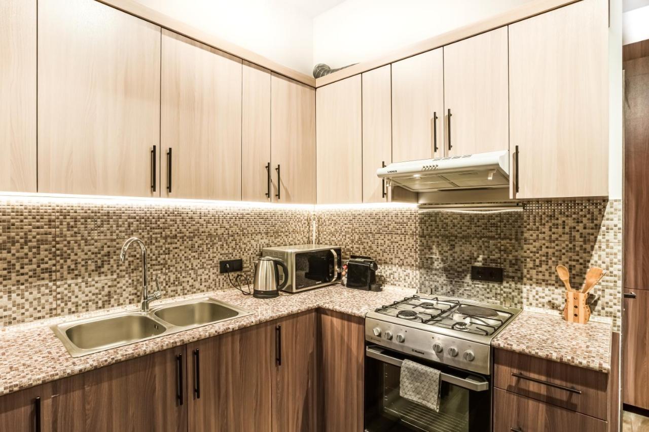 Hotelise I Tonic Apartment Jerevan Buitenkant foto
