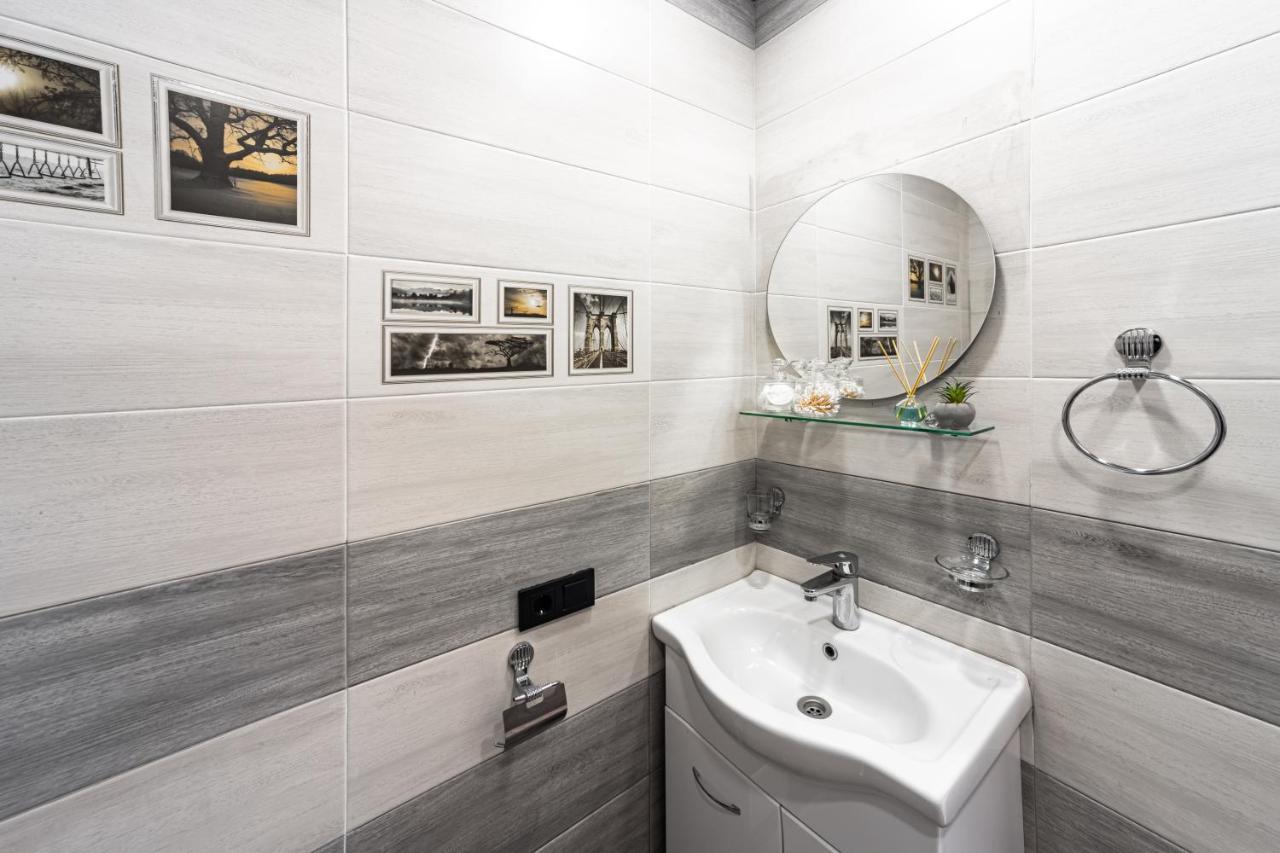 Hotelise I Tonic Apartment Jerevan Buitenkant foto