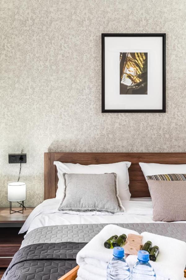 Hotelise I Tonic Apartment Jerevan Buitenkant foto